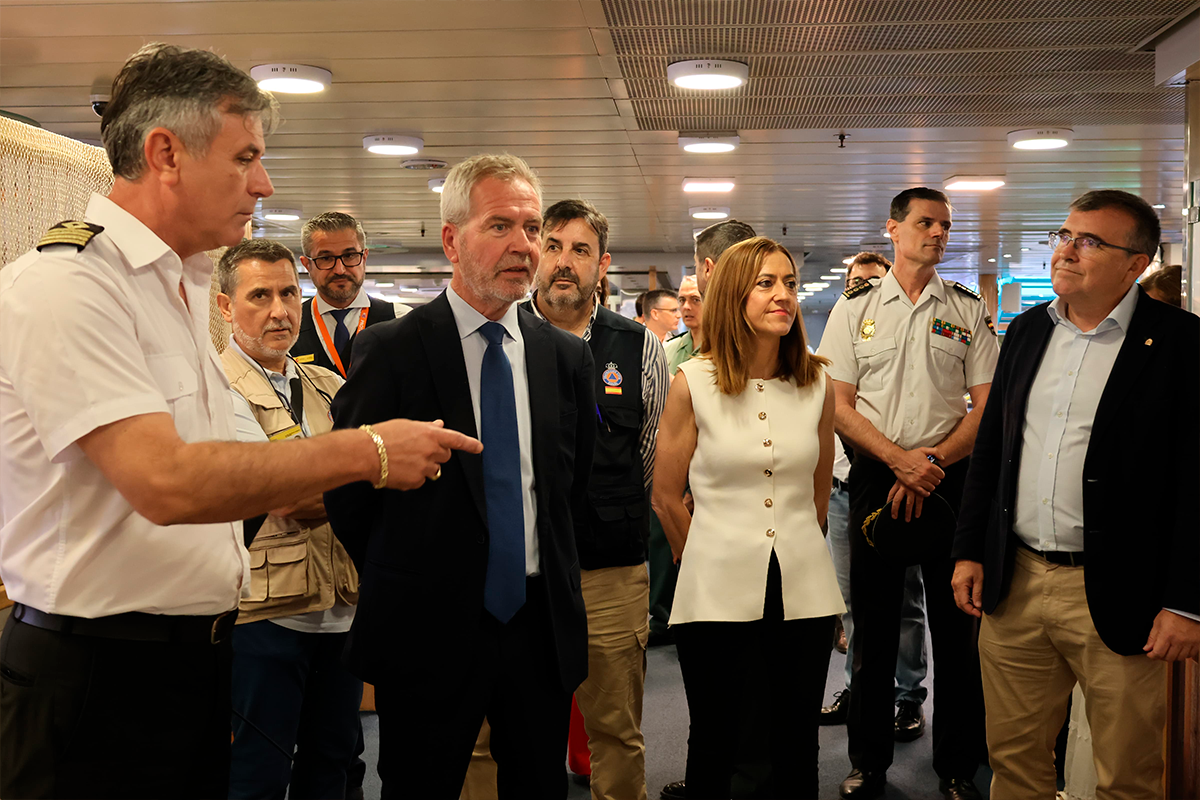 Foto durante la visita a las instalaciones